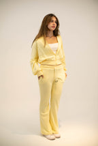 Sunday set in yellow