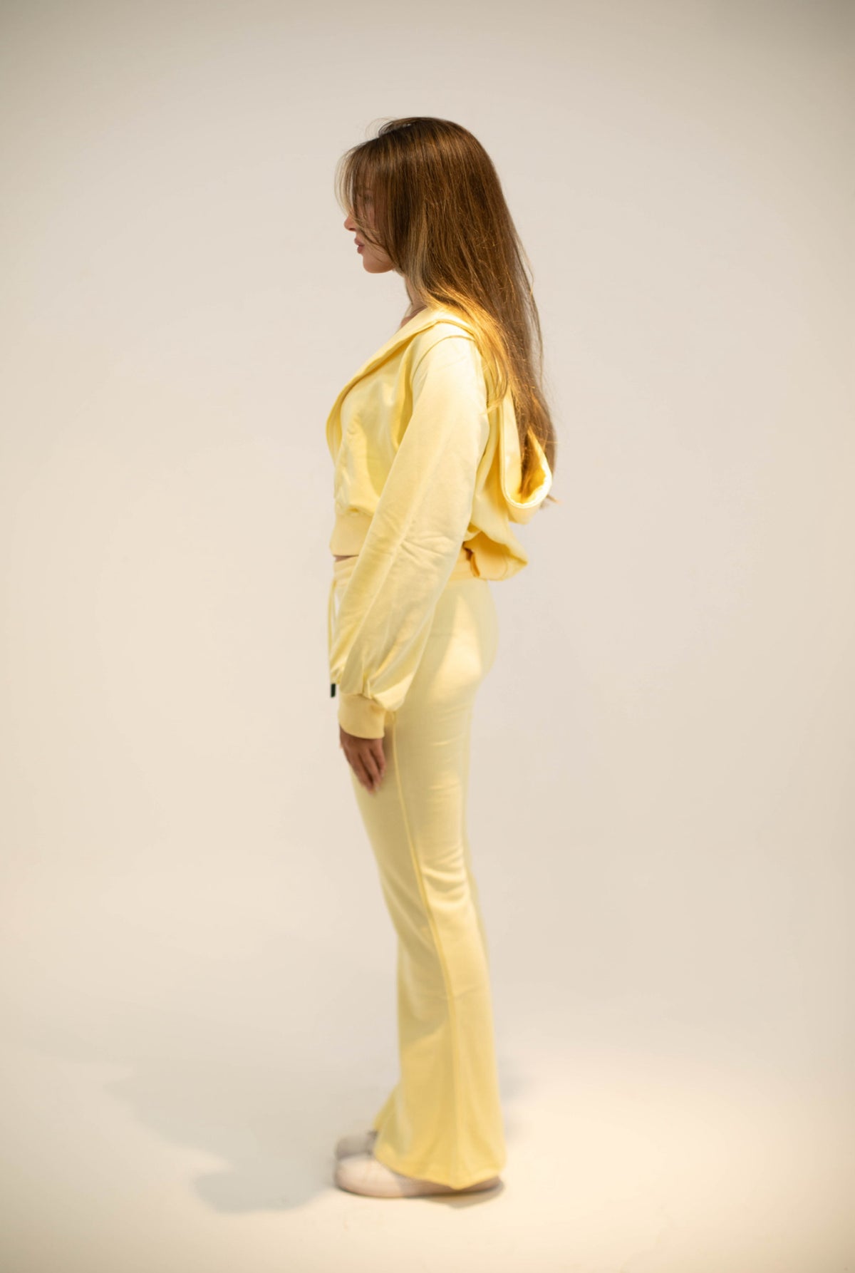 Sunday set in yellow
