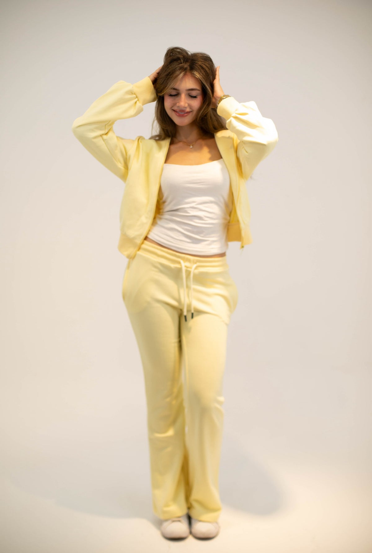 Sunday set in yellow